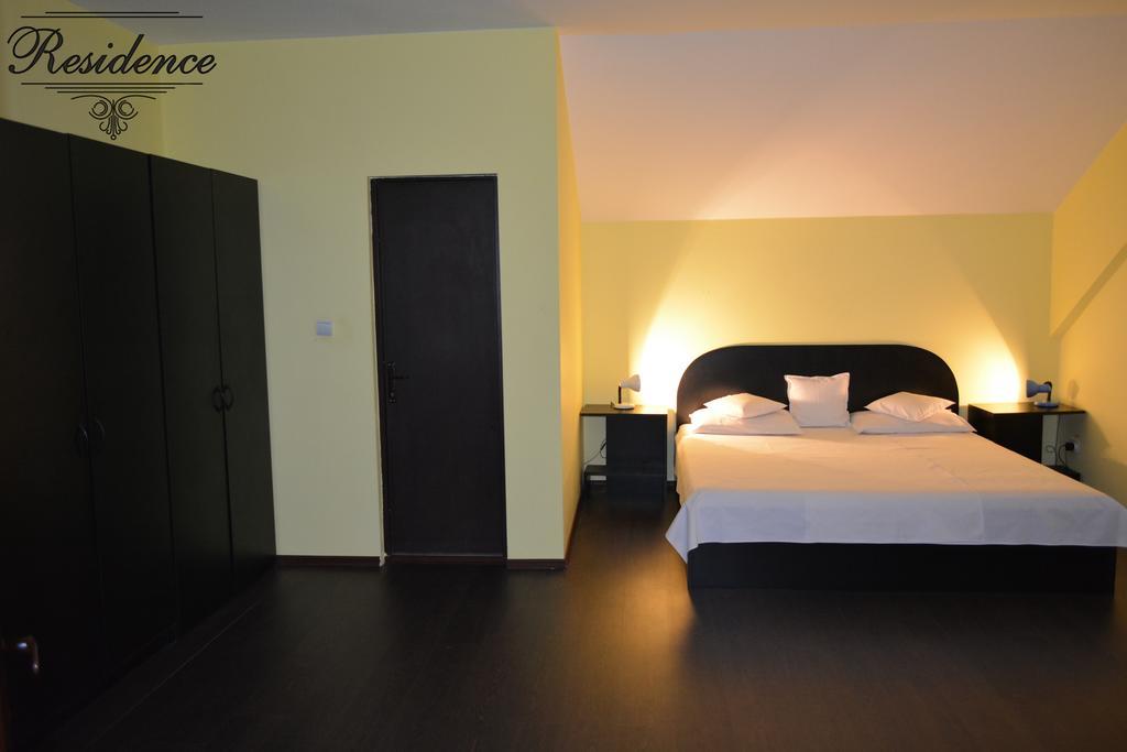 Pensiunea Residence Râmnicu Vâlcea Szoba fotó