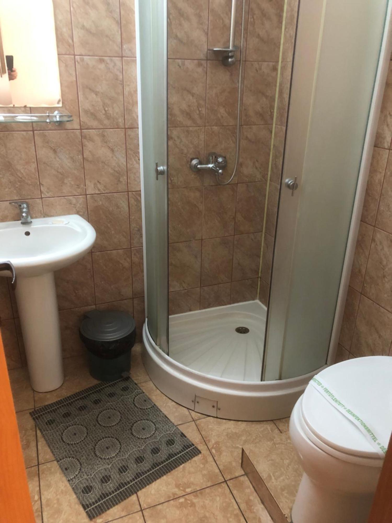 Pensiunea Residence Râmnicu Vâlcea Kültér fotó