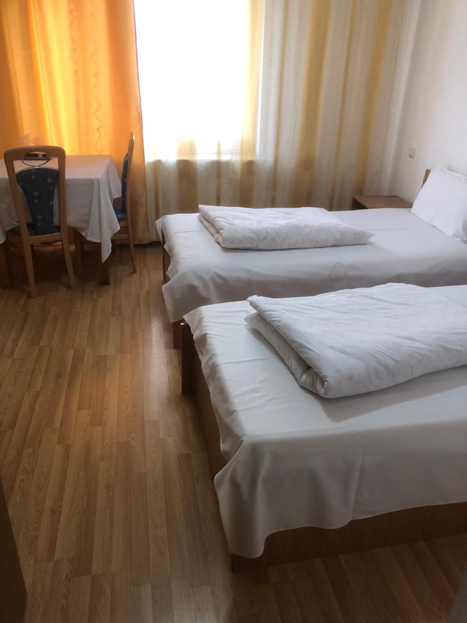 Pensiunea Residence Râmnicu Vâlcea Kültér fotó