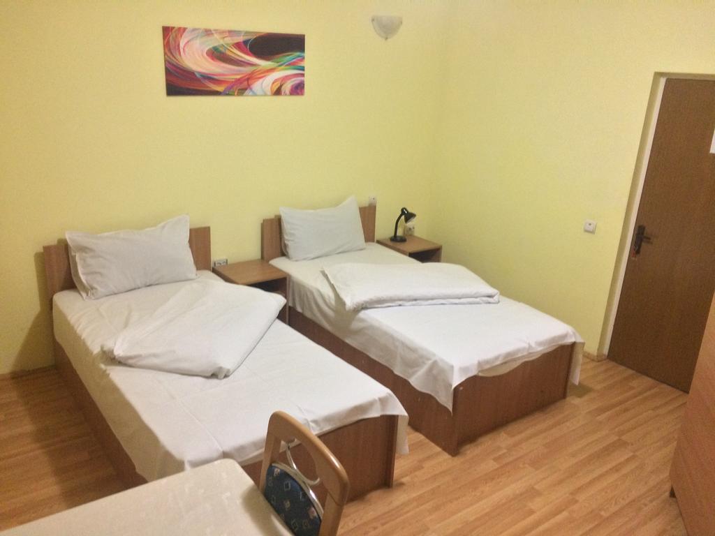 Pensiunea Residence Râmnicu Vâlcea Kültér fotó